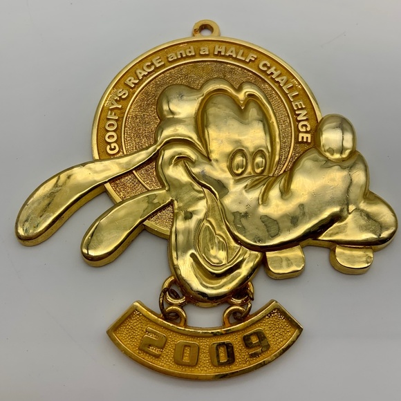 Disney Accents Disney Goofys Race And A Half Challenge 209 Gold